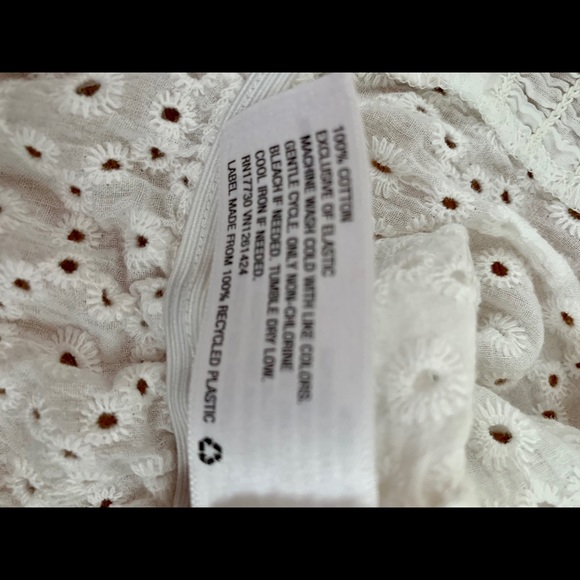 Wild Fable White Eyelet Lace Ruffled Crop Top - Picture 5 of 5